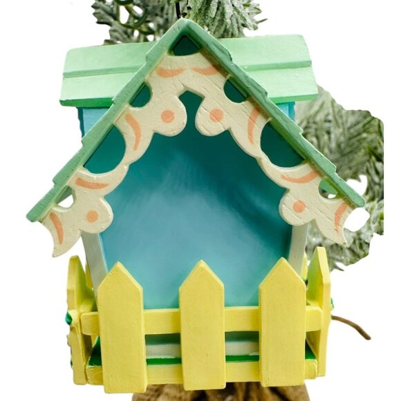 Hallmark Keepsake Ornament Treetop Cottage 1994 Easter Birdhouse Vintage - Picture 5 of 8
